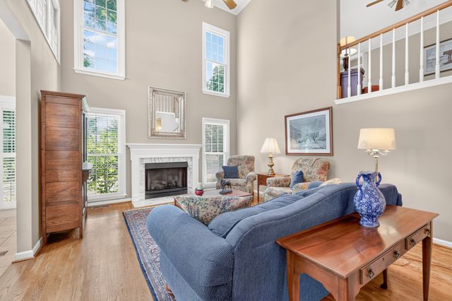 6040 Manor Pl, Brentwood, TN 37027