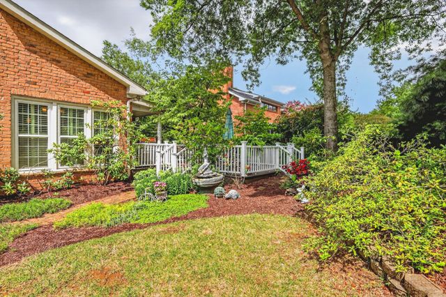 6040 Manor Pl, Brentwood, TN 37027