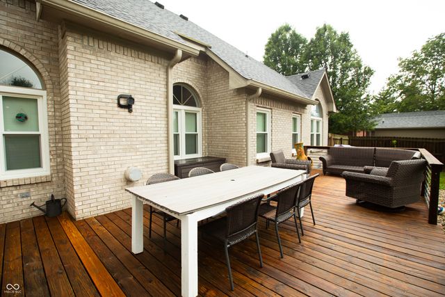 1034 Fallway Drive, Shelbyville, IN 46176