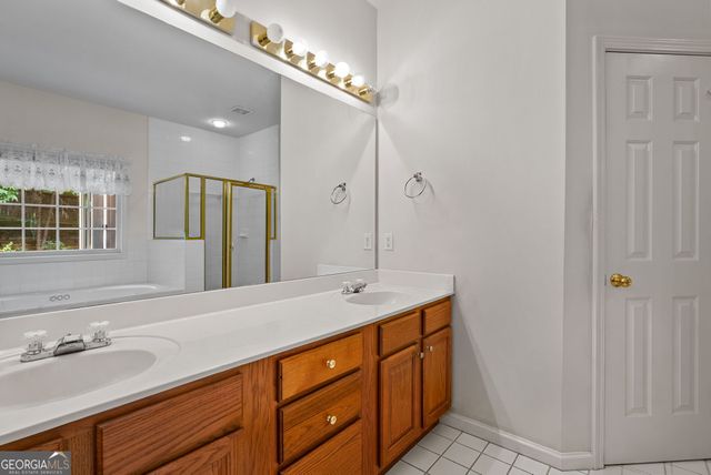 2910 Arbor Creek Lane, Doraville, GA 30340