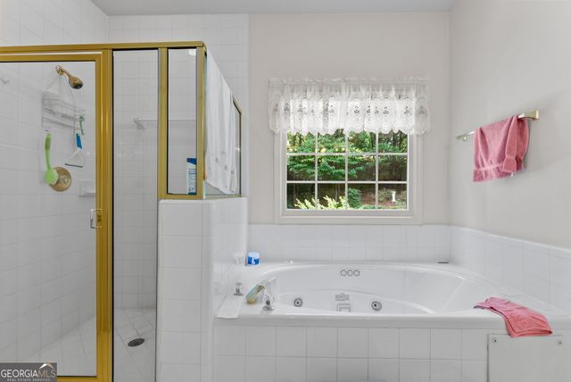 2910 Arbor Creek Lane, Doraville, GA 30340