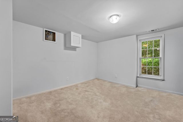 2910 Arbor Creek Lane, Doraville, GA 30340