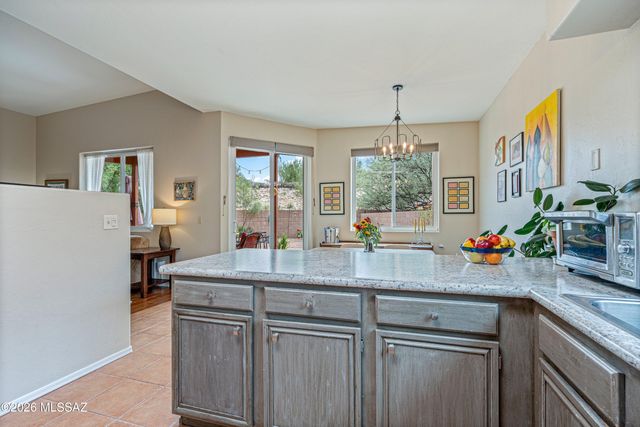 6486 N Sun Bluff Drive, Tucson, AZ 85704