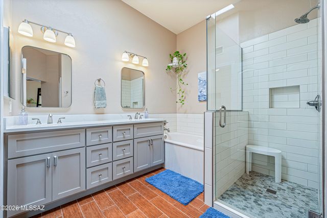6486 N Sun Bluff Drive, Tucson, AZ 85704