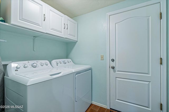 6486 N Sun Bluff Drive, Tucson, AZ 85704