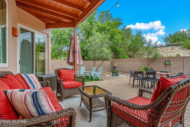 6486 N Sun Bluff Drive, Tucson, AZ 85704