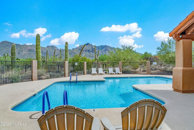 6486 N Sun Bluff Drive, Tucson, AZ 85704