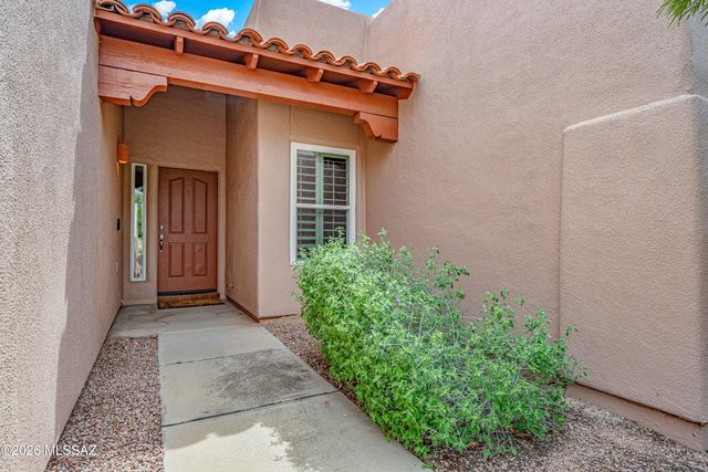 6486 N Sun Bluff Drive, Tucson, AZ 85704
