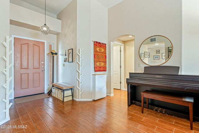 6486 N Sun Bluff Drive, Tucson, AZ 85704