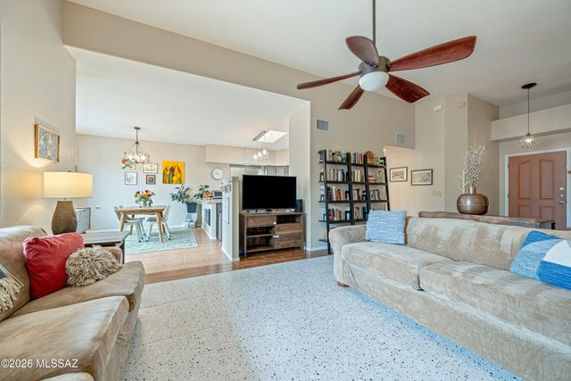 6486 N Sun Bluff Drive, Tucson, AZ 85704