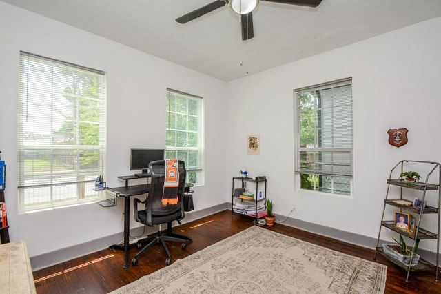 2018 Fulton Street 2, Houston, TX 77009