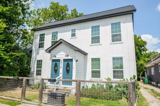 2018 Fulton Street 2, Houston, TX 77009
