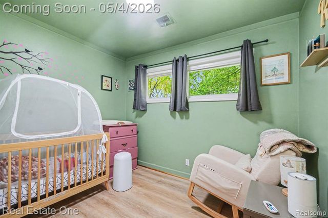 247 Kenyon Drive, Troy, MI 48083