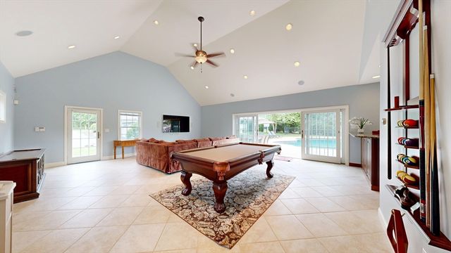 8 Turner Drive, North Reading, MA 01864