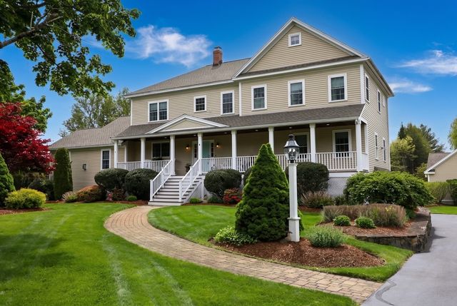 8 Turner Drive, North Reading, MA 01864