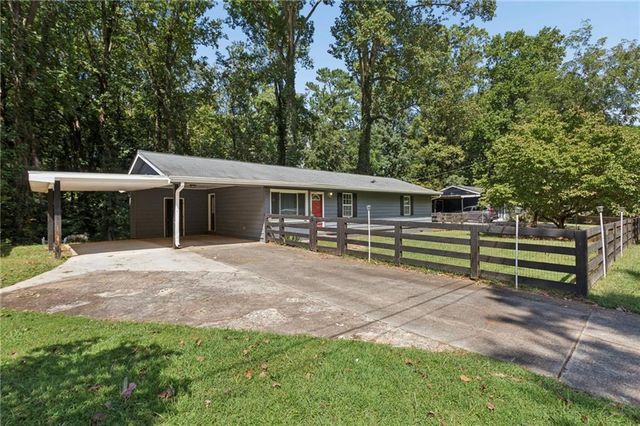 31 Trina Avenue NE, Kennesaw, GA 30144