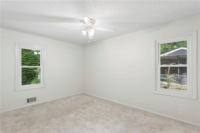 31 Trina Avenue NE, Kennesaw, GA 30144