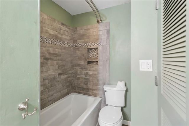 31 Trina Avenue NE, Kennesaw, GA 30144