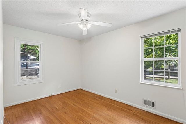 31 Trina Avenue NE, Kennesaw, GA 30144