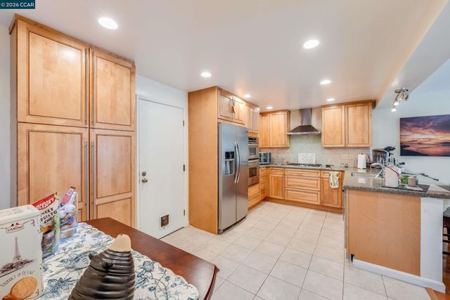 131 Ironwood, Oakland, CA 94605