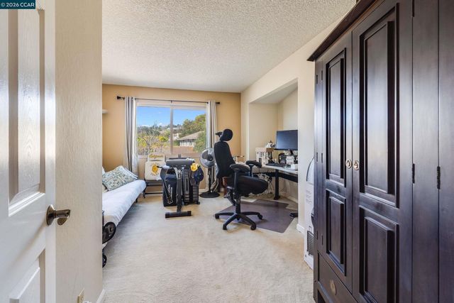 131 Ironwood, Oakland, CA 94605