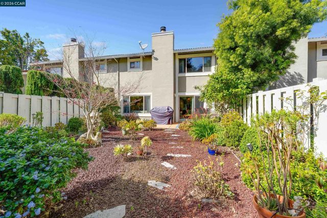 131 Ironwood, Oakland, CA 94605