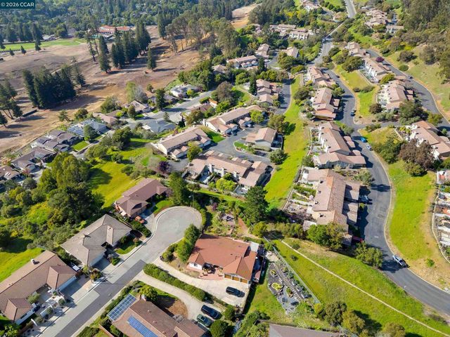 131 Ironwood, Oakland, CA 94605