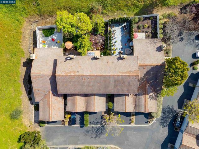 131 Ironwood, Oakland, CA 94605