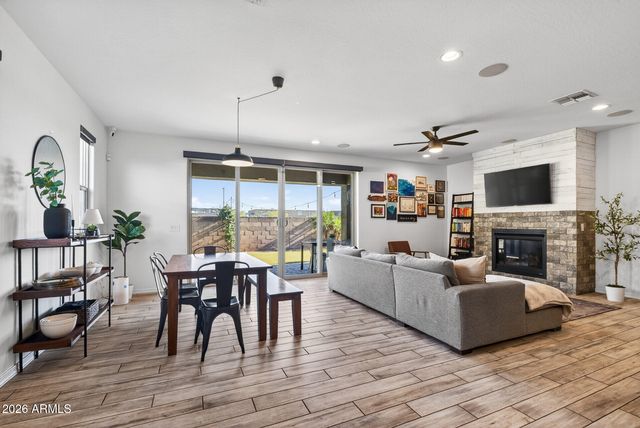 9735 E TORINO Avenue, Mesa, AZ 85212