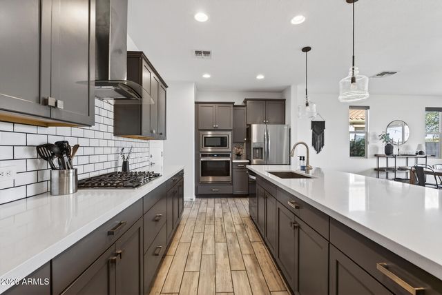 9735 E TORINO Avenue, Mesa, AZ 85212