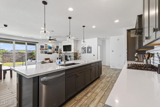 9735 E TORINO Avenue, Mesa, AZ 85212