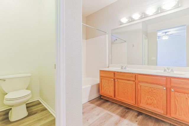 125 N 22nd Place Unit 117, Mesa, AZ 85213