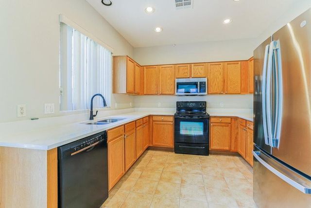 125 N 22nd Place Unit 117, Mesa, AZ 85213