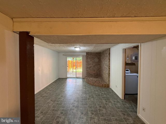 431 RIDGEMORE ST, Fredericksburg, VA 22405