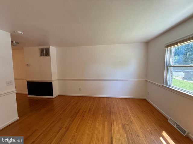 431 RIDGEMORE ST, Fredericksburg, VA 22405