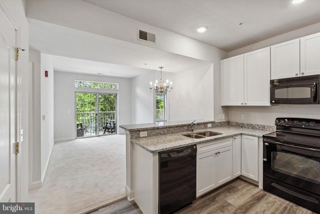 3000-UNIT FOUNTAINVIEW CIR #3311, Newark, DE 19713