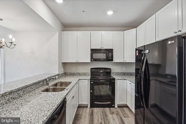 3000-UNIT FOUNTAINVIEW CIR #3311, Newark, DE 19713