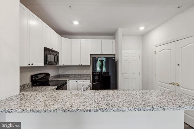 3000-UNIT FOUNTAINVIEW CIR #3311, Newark, DE 19713