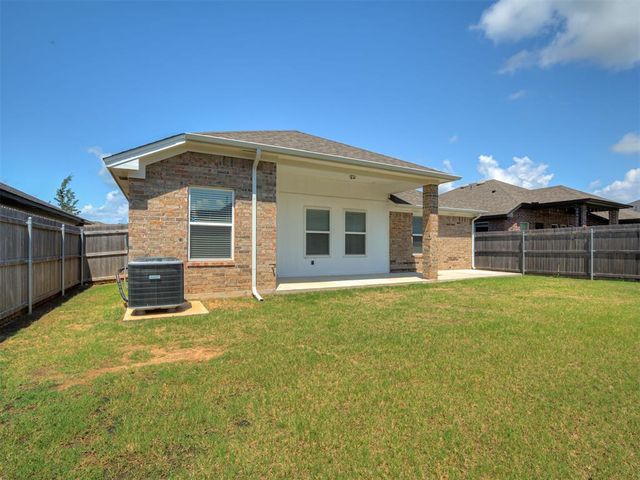 2809 Gulliver Street, Norman, OK 73069