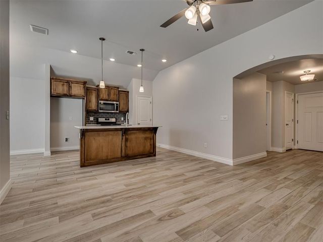 2809 Gulliver Street, Norman, OK 73069