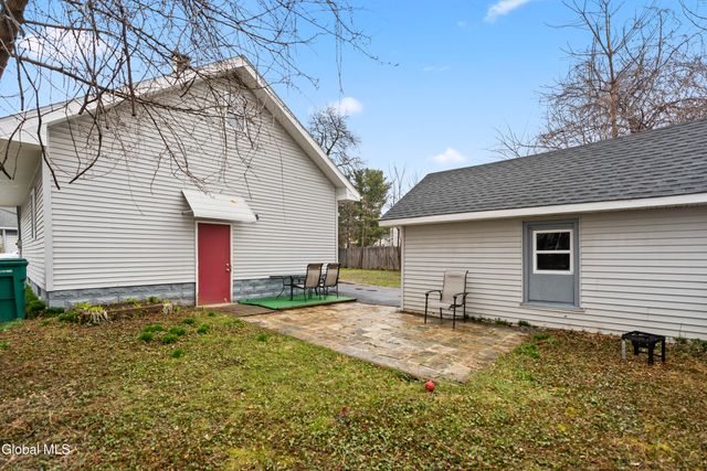 12 Arcadia Court, Colonie, NY 12205