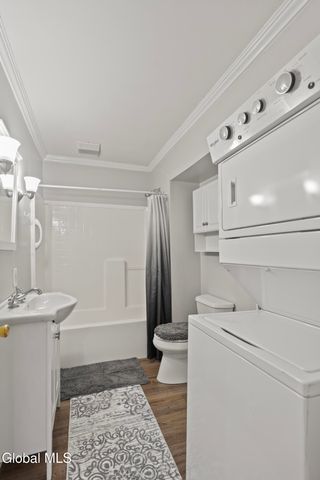 12 Arcadia Court, Colonie, NY 12205