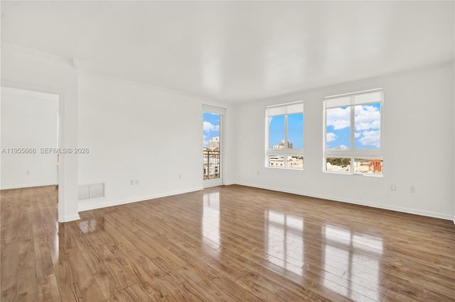 7350 SW 89th St 1402S, Miami, FL 33156