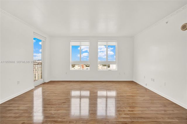 7350 SW 89th St 1402S, Miami, FL 33156