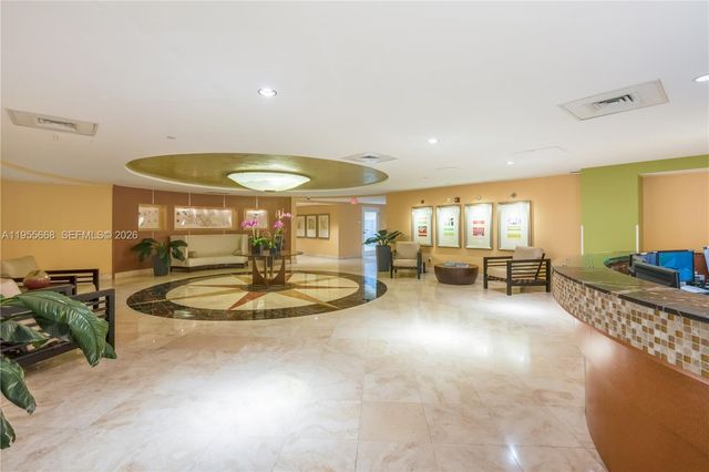 7350 SW 89th St 1402S, Miami, FL 33156