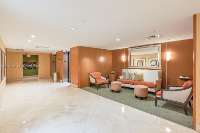 7350 SW 89th St 1402S, Miami, FL 33156