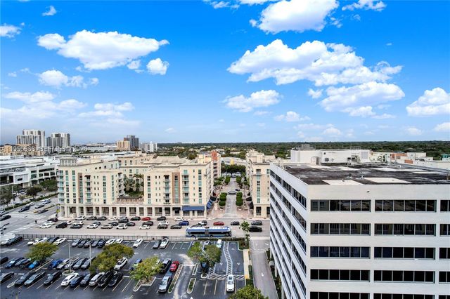 7350 SW 89th St 1402S, Miami, FL 33156