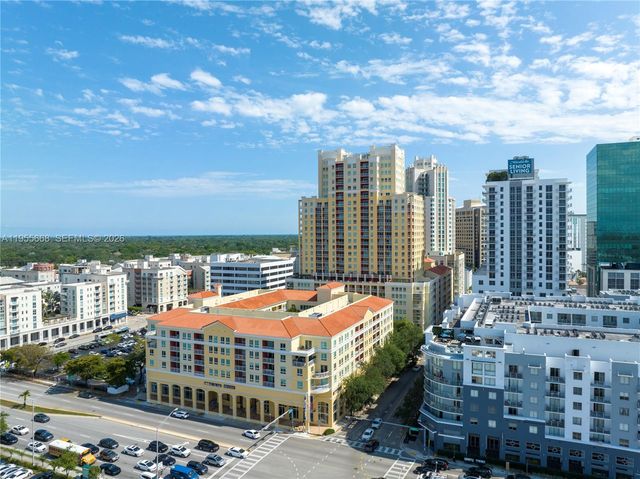 7350 SW 89th St 1402S, Miami, FL 33156