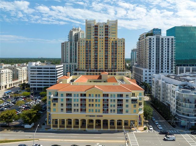 7350 SW 89th St 1402S, Miami, FL 33156