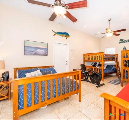 8 Mesquite Street, Palacios, TX 77465